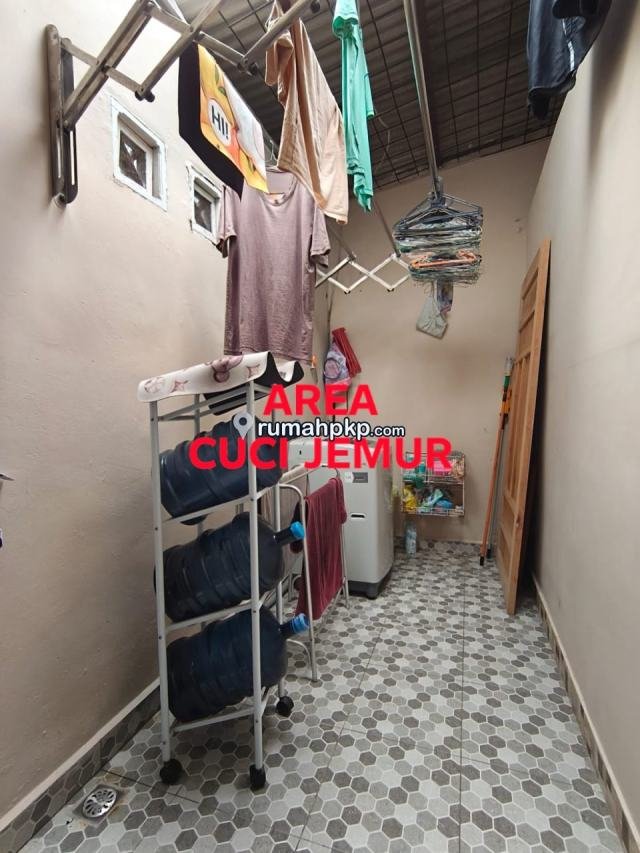 Rumah Furnished 3 KT di Gandaria 1 — 150 m², SHM, Bebas Banjir — foto 4