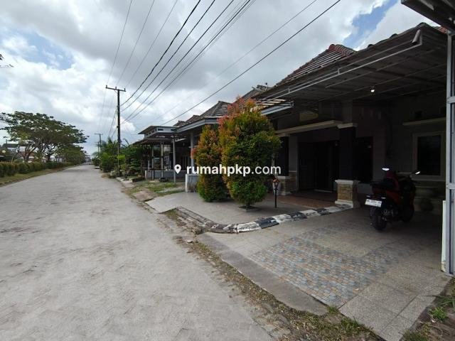 Rumah 3 KT di Graha Puri, Selindung — Siap Huni Beserta Isinya — foto 3
