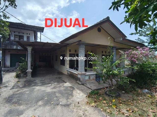Rumah 3 KT di Parit Lalang — Bangunan 227 m², Siap Huni — foto 1