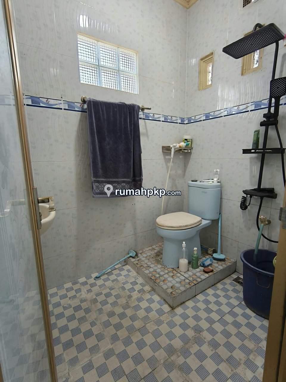 Rumah Mewah 3 KT di Pedindang — Tanah 528 m², SHM — foto 2