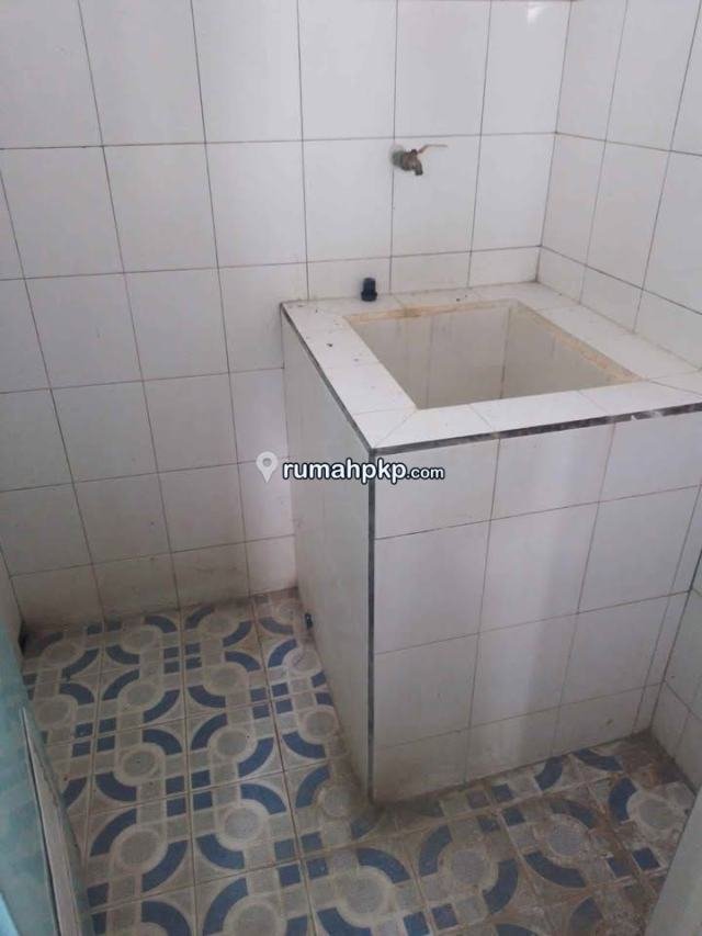 Rumah Luas di Selindung belakang SAMSAT — 7 KT, 612 m², SHM — foto 8